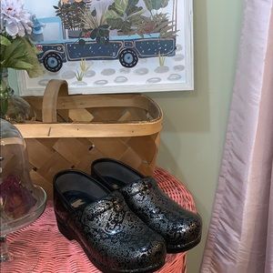 Dansko nurse clogs